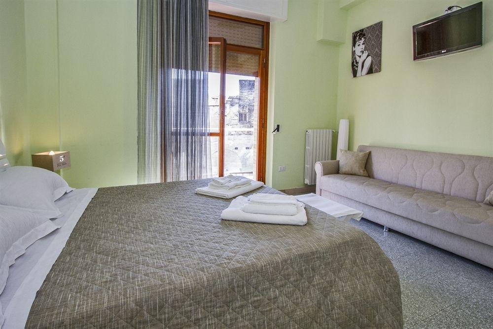 Mamma Sisi Bed and Breakfast Lecce Eksteriør billede